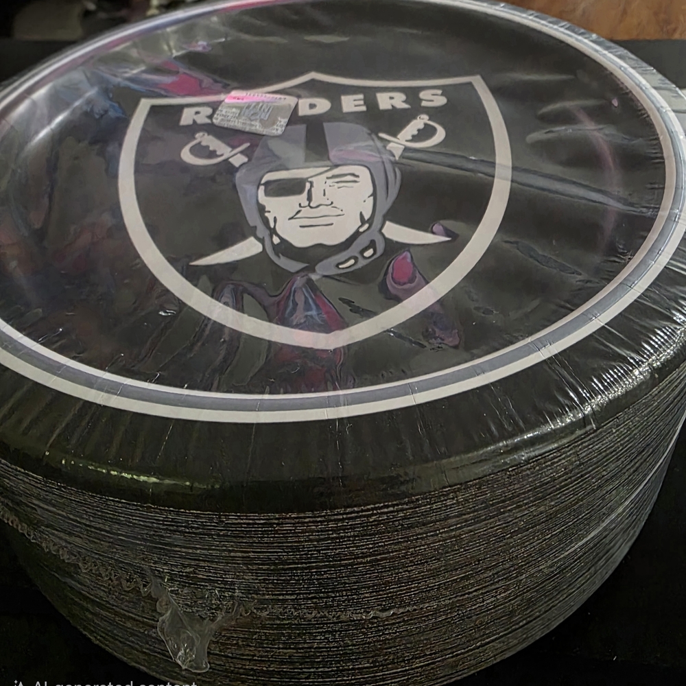 Raiders Black Party Plates 85 count